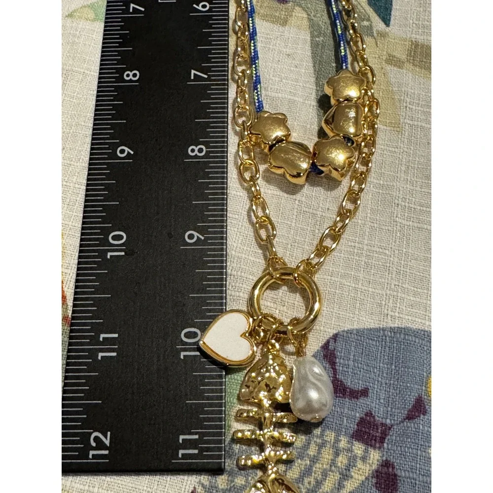 N/A gold tone